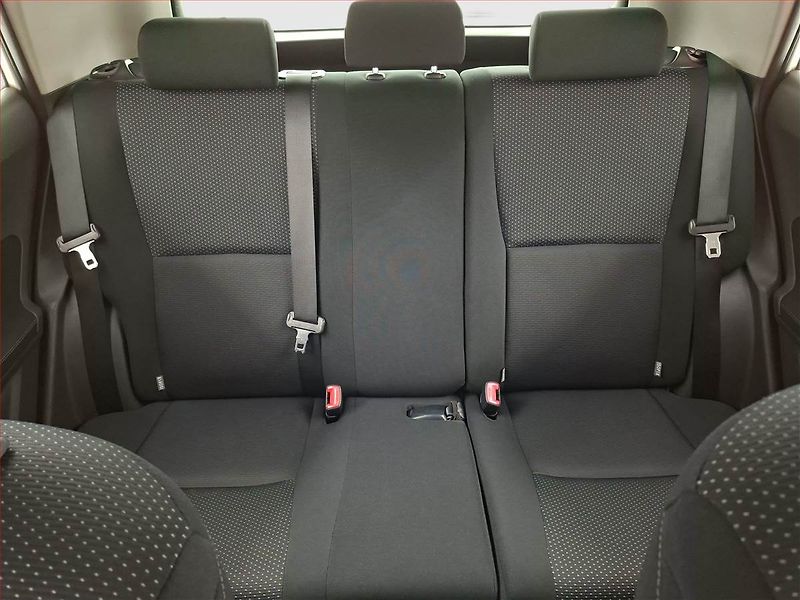 Toyota Auris (2011) 1.6 Valvematic, Tempomat - fotka 10 z 17