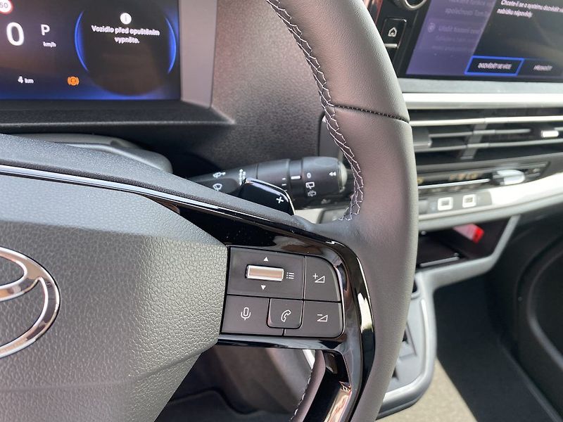 Toyota ProAce Verso 2,0 Diesel AT Family Webasto - fotka 19 z 24