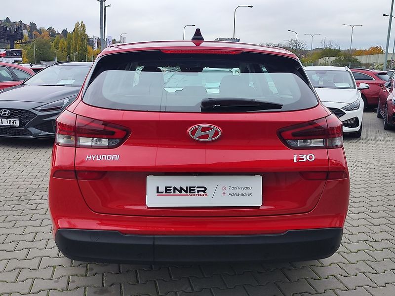 Hyundai i30 1.5T-GDI/103kW Comfort 16 DCT - fotka 6 z 29