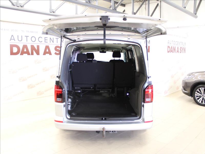 Volkswagen Transporter 2,0 TDI 110KW DSG 5 míst T6.1 - fotka 7 z 35