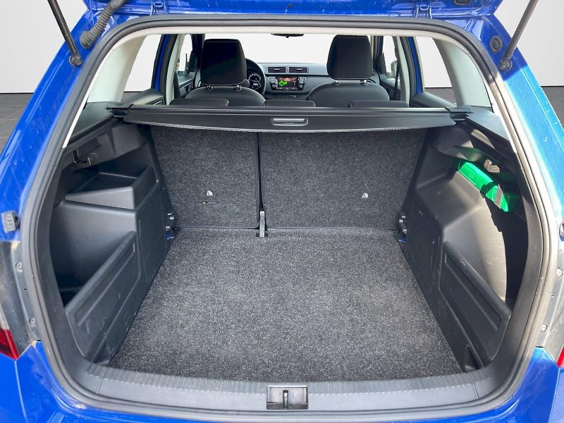 Škoda Fabia (2022) 1.0 TSI 70kW DSG Ambition Plus - fotka 27 z 28