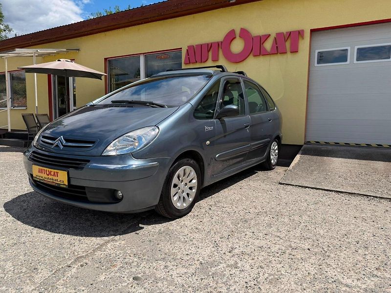 Citroën Xsara Picasso 1.6i 80kW/Panorama/Tažné/Temp. - fotka 8 z 23