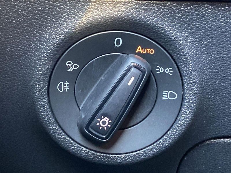 Škoda Karoq (2022) 2.0 TDI 4x4 DSG SportLine - fotka 20 z 34