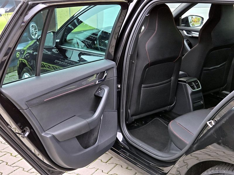 Škoda Octavia TDi RS,CEBIA *SERV.KNÍŽKA*  - fotka 19 z 48