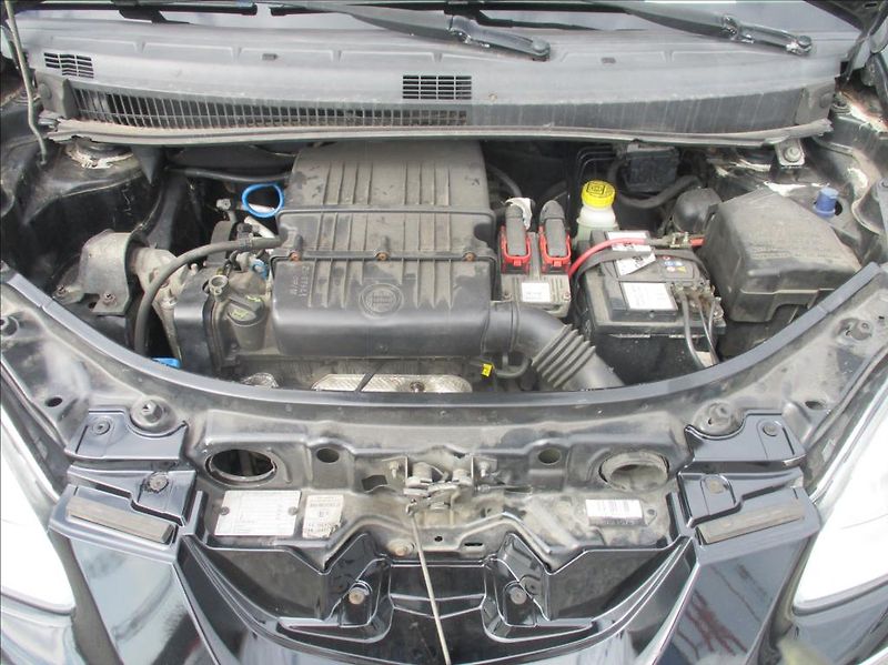 Lancia Musa 1,4 i, klimatizace, serviska, - fotka 28 z 35