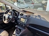Mazda 5 1,6 MZR-CD 85kW 7MÍST +ALUZIMA - náhled 17