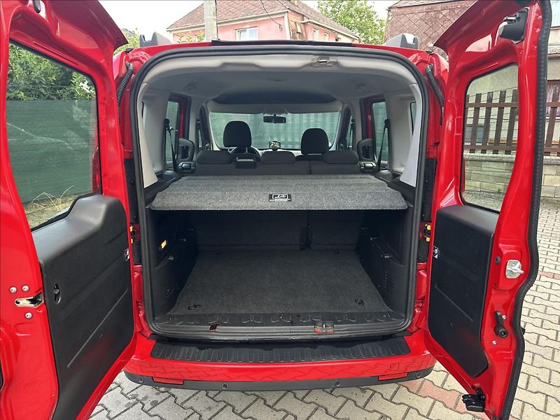 Fiat Dobló 2,0 JTD TAŽNÉ TOP - fotka 5 z 37