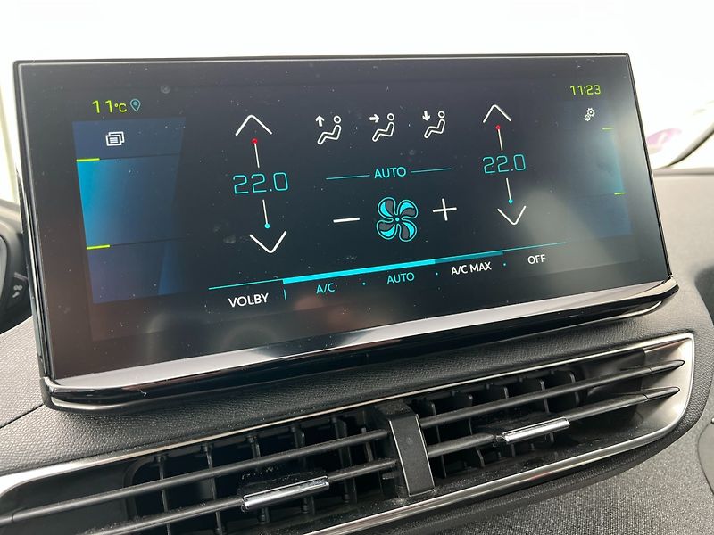 Peugeot 3008 (2021) 1.6 Plug-In-hybrid! ALLURE! - fotka 35 z 40
