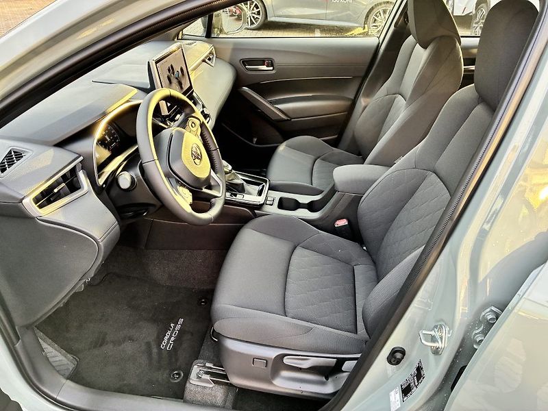 Toyota Corolla Cross 1.8 Hybrid MC25 Style - fotka 10 z 26