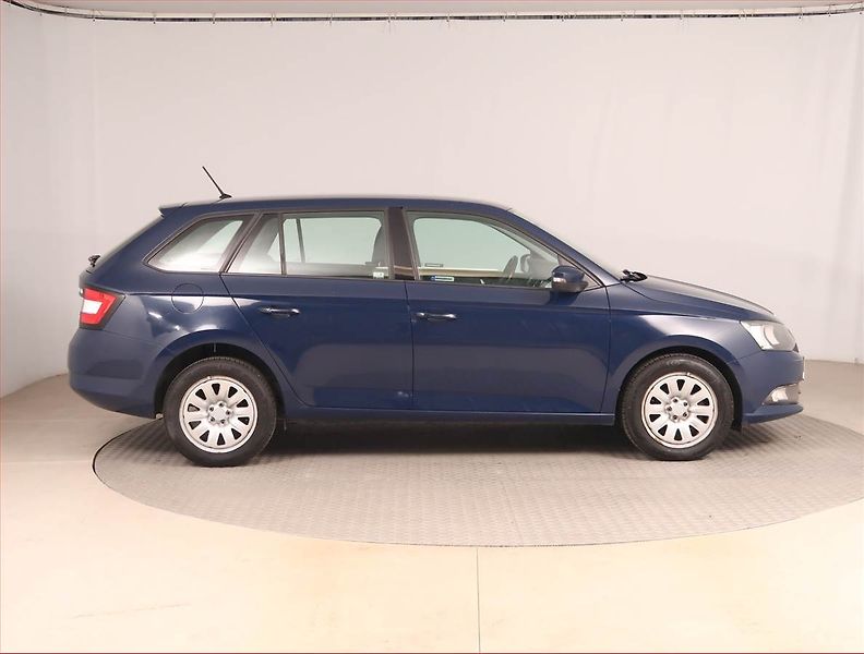 Škoda Fabia (2015) 1.0, Serv.kniha - fotka 6 z 14
