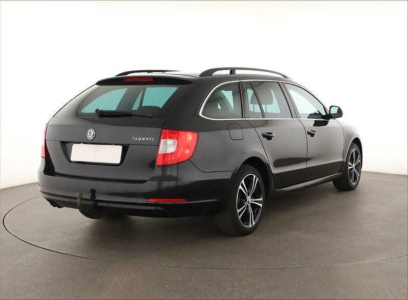 Škoda Superb (2012) 1.4 TSI, Tempomat - fotka 5 z 12