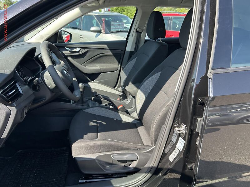 Škoda Kamiq (2022) 1.0 TSi, Active, +kola - fotka 9 z 17
