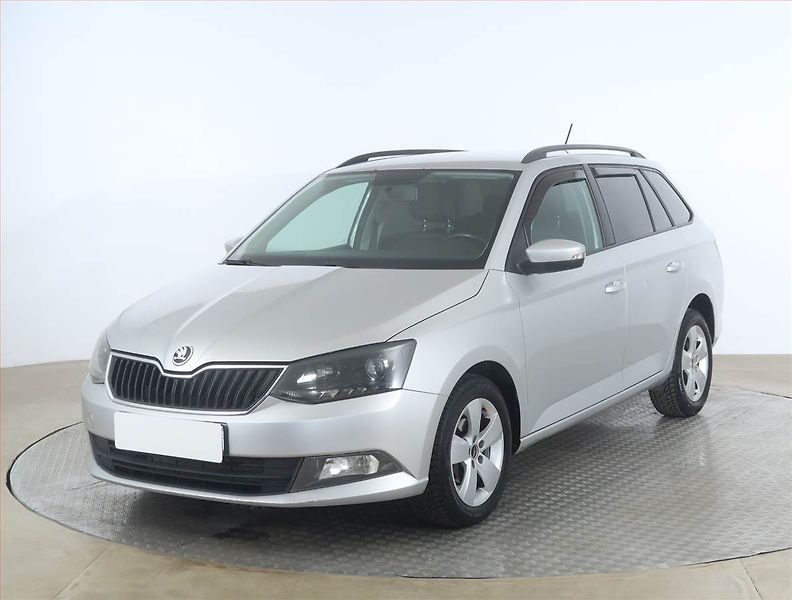 Škoda Fabia (2017) 1.4 TDI, jezdí dobře - fotka 2 z 17