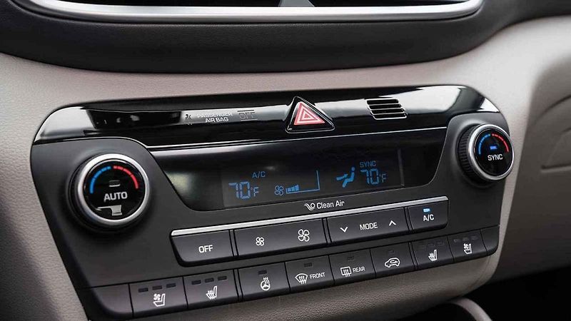 Hyundai Tucson.