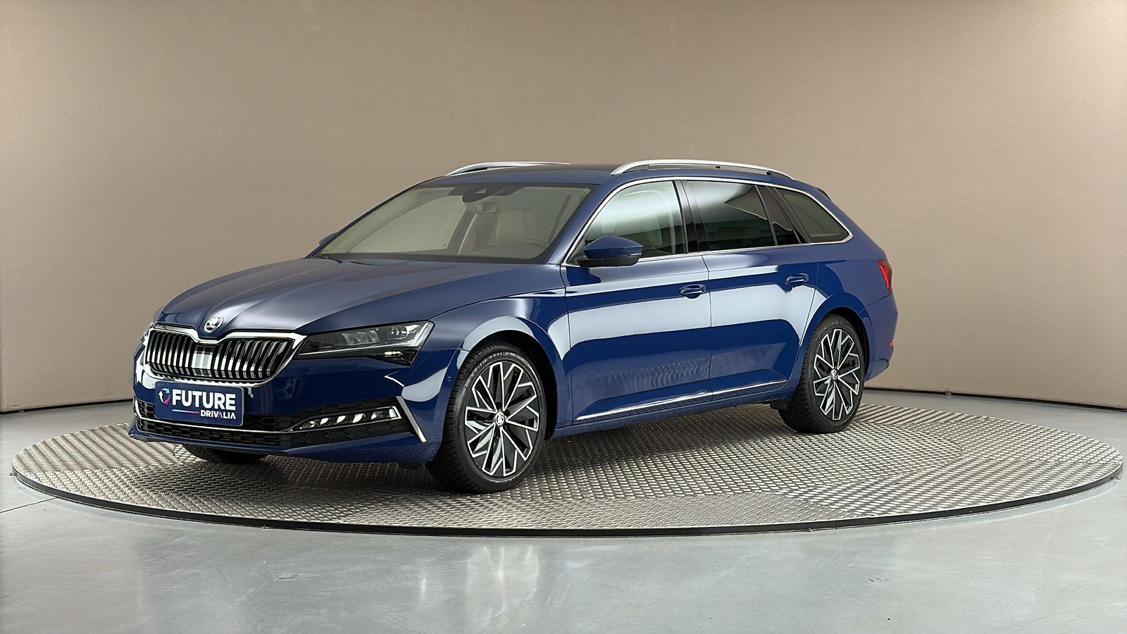 Škoda Superb 1.5 TSI DSG L&K Combi