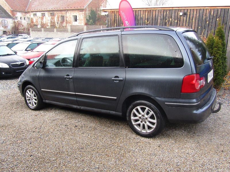Volkswagen Sharan (2008) 2.8 V6  150kW  4MOTION BUSSINE - fotka 4 z 38