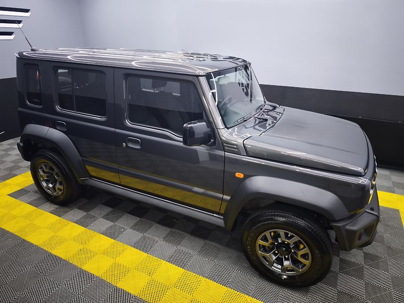 Suzuki Jimny (2025) 1.5 GLX AUTOMAT, 4X4 LONG - fotka 6 z 28