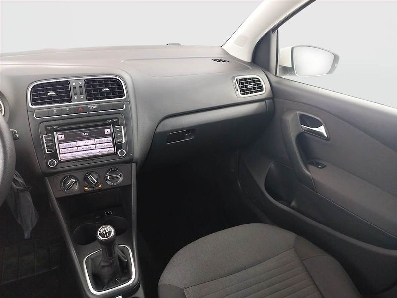 Volkswagen Polo (2011) 1.2 12V, Tempomat - fotka 8 z 15