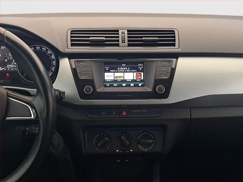 Škoda Fabia (2015) Ambition 1.4 TDI - fotka 12 z 14