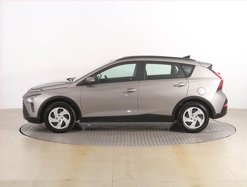 Hyundai Bayon (2022) 1.2 i, Serv.kniha - fotka 3 z 16