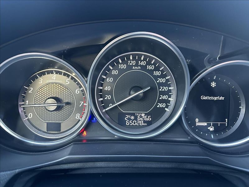 Mazda 6 2,0 TAŽNÉ - fotka 15 z 26