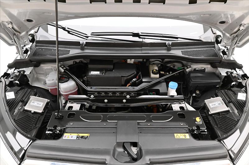 Škoda Enyaq iV60 132kW SOH 88% FIRST Editi - fotka 9 z 32