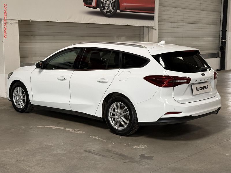 Ford Focus (2022) 1.5TDCi, 1.maj,ČR, Titanium - fotka 4 z 19