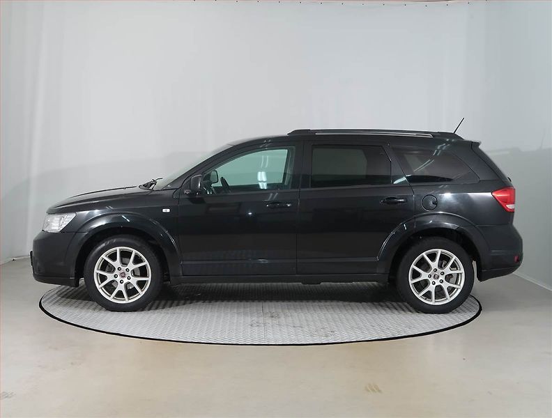 Fiat Freemont (2011) 2.0 MultiJet, 7 míst, Tempomat - fotka 3 z 17