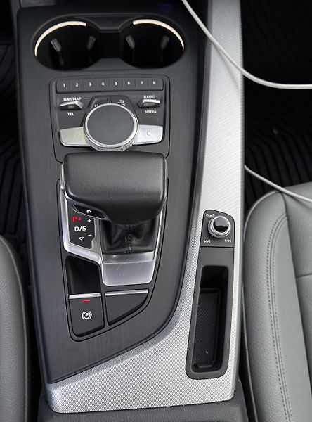 Audi A5 (2018) Audi A5 2018, 64500 KM - fotka 17 z 18