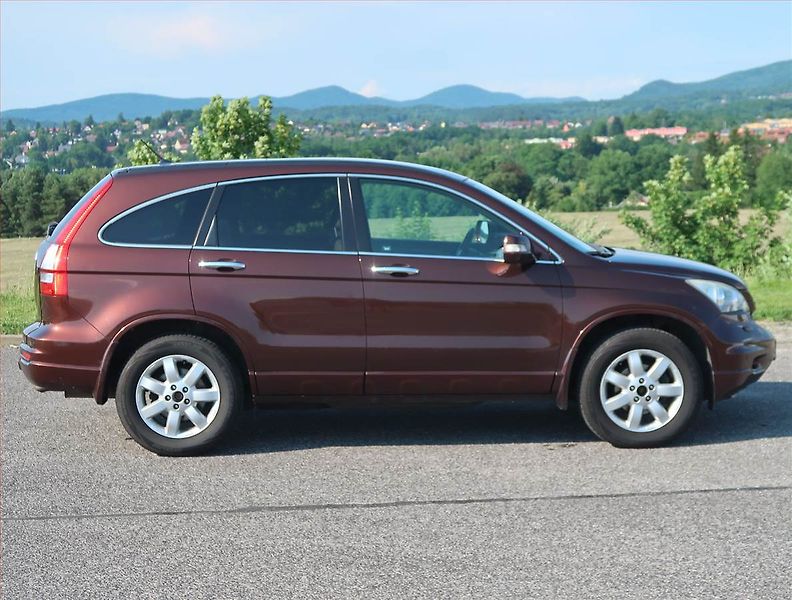 Honda CR-V (2012) 2.2 i-DTEC, 4X4, Xenony - fotka 6 z 13