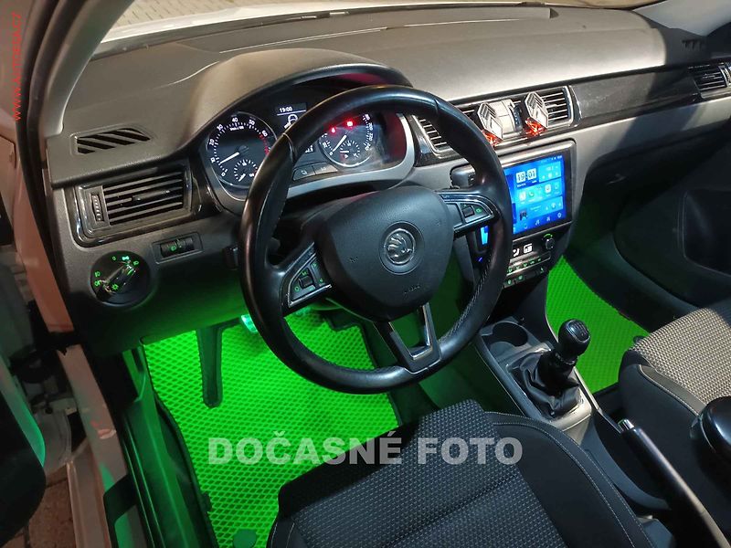 Škoda Rapid (2014) 1.2TSi Spaceback, ČR, Style - fotka 3 z 3