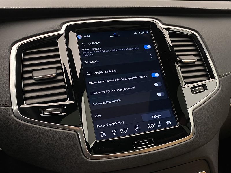 Volvo XC90 B5 AWD BRIGHT ULTRA REZERVACE - fotka 53 z 66