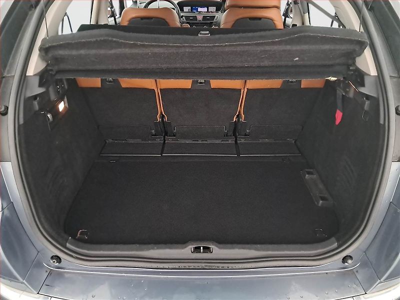 Citroën C4 Picasso (2008) 1.6 HDi, po STK, Klima - fotka 14 z 18