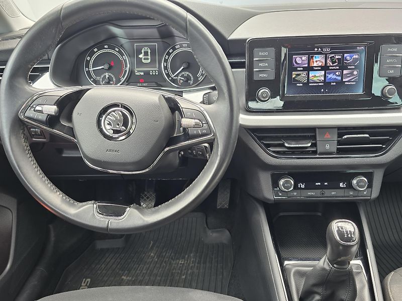 Škoda Scala  Ambition 1,0 TSI (81 kW) MAN - fotka 8 z 10