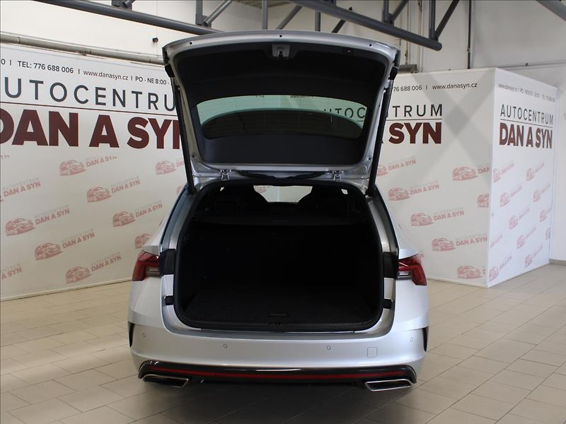 Škoda Octavia 2,0 TDI RS DSG, NAVI, 1. majit - fotka 7 z 40