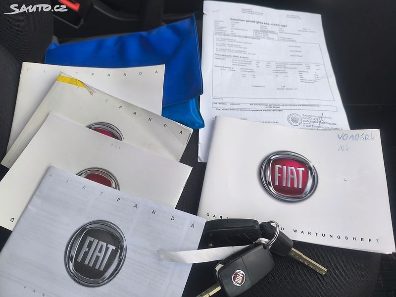 Fiat Panda (2011) 4X4,KRÁSNÁ,KLIMA,SERVIS,1MAJ56 - fotka 11 z 22
