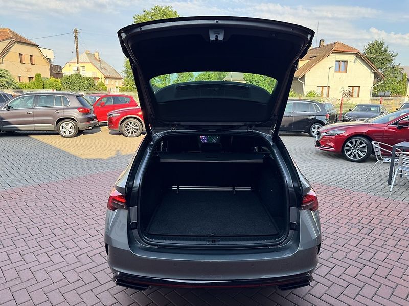 Škoda Octavia (2025) RS 2.0TSi DSG LED Webasto Pano - fotka 25 z 50