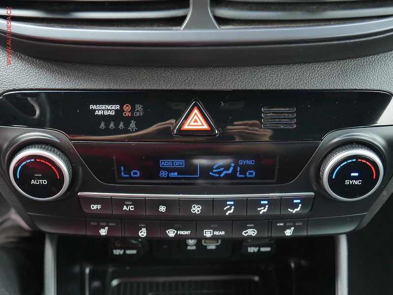 Hyundai Tucson (2020) 1.6T-GDi 4x4, ČR, Navi, kůže - fotka 17 z 25