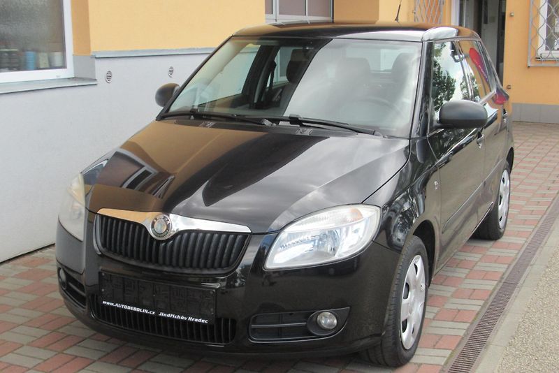 Škoda Fabia 1.2i KLIMA - fotka 7 z 32