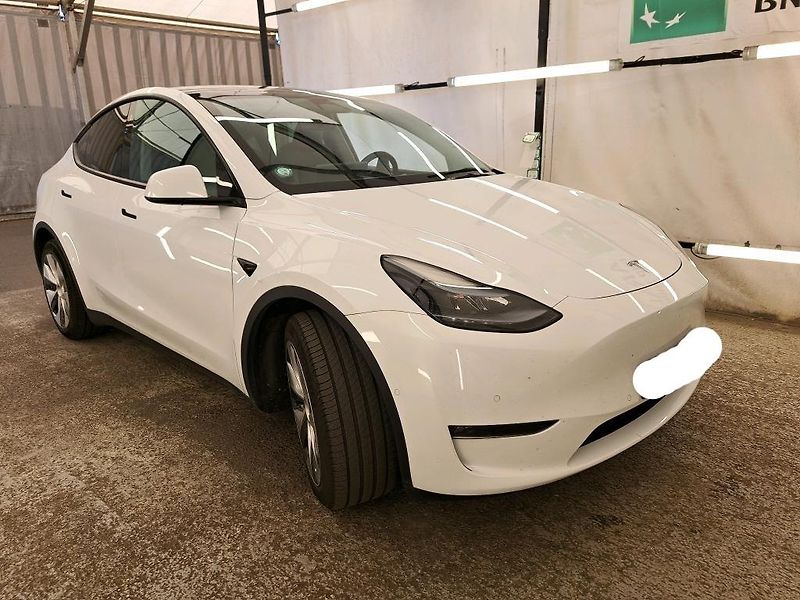 Tesla Model Y AWD Long Range    PŘIPRAVUJEME - fotka 5 z 9