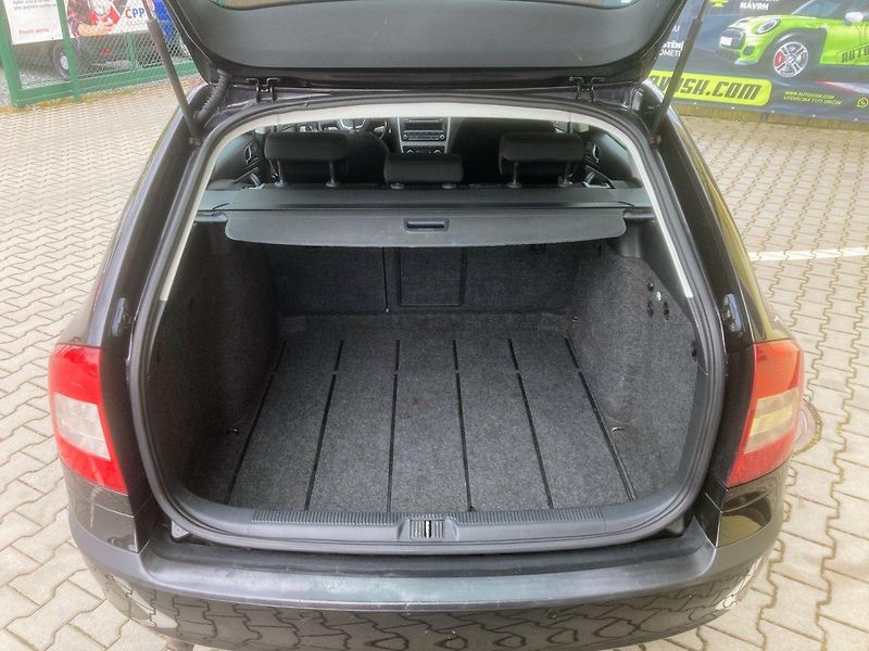 Škoda Octavia 1,6TDi (77kW)*PŮVOD ČR* - fotka 17 z 18