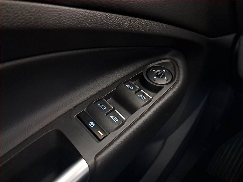 Ford Kuga (2019) 1.5 EcoBoost, Tempomat - fotka 14 z 15