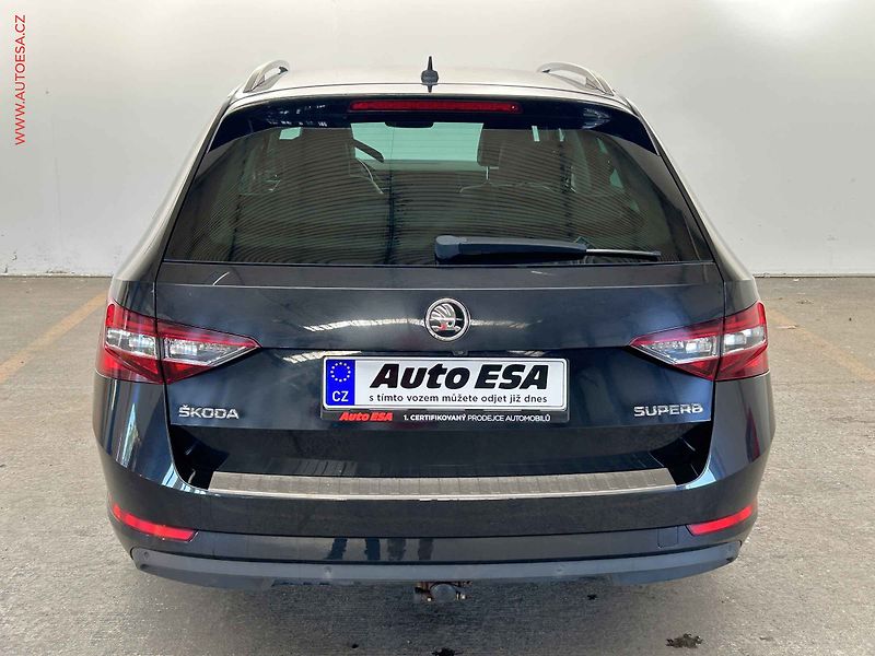 Škoda Superb (2015) 2.0TDi, 1.maj, L&K, DSG - fotka 5 z 17