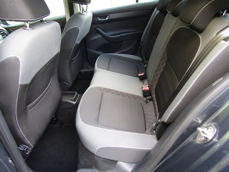 Škoda Fabia (2019) 1.0 MPI 55kW TOP QUALITY - fotka 22 z 39