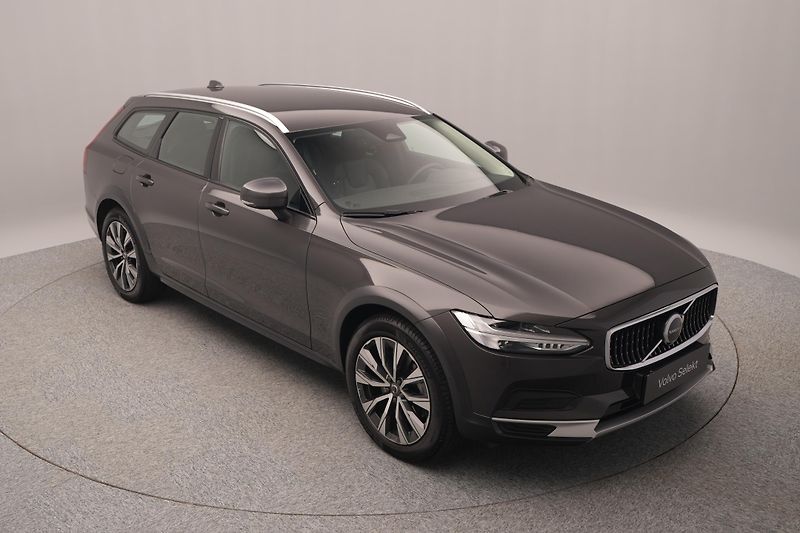 Volvo V90 CC B4 AWD PLUS CZ REZERVACE - fotka 13 z 51