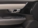 Volvo V90 B4 MOMENTUM AUT  - náhled 28