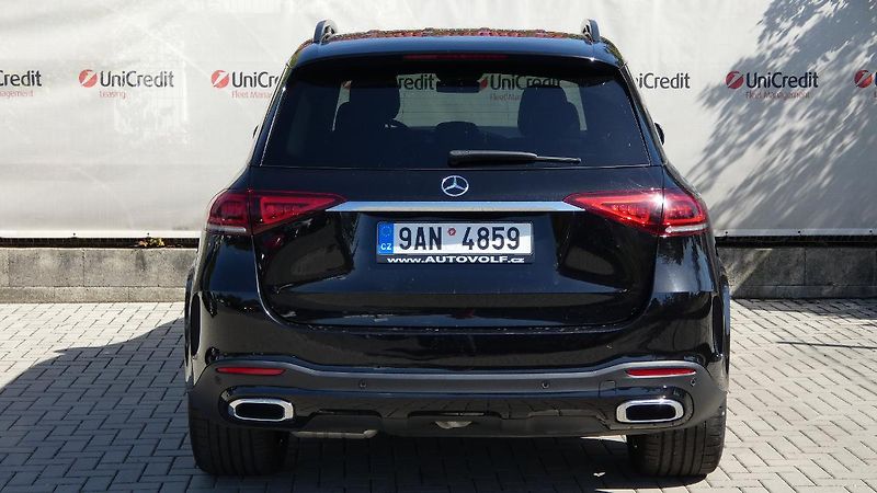 Mercedes-Benz GLE 300d 4Matic - fotka 4 z 26