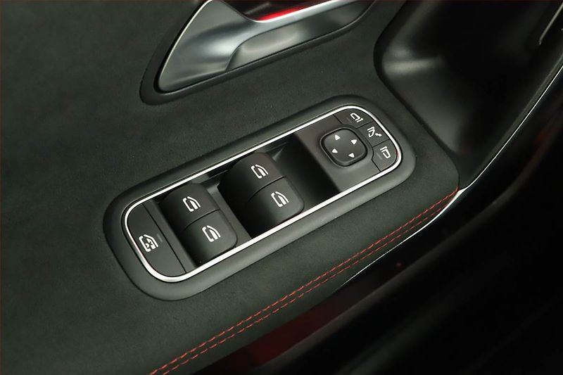 Mercedes-Benz CLA (2025) 35 AMG, 35 AMG, KEYLESS - fotka 8 z 19