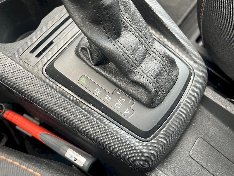 Škoda Fabia (2022) Ambition Plus 1.0 TSI DSG Navi - fotka 30 z 33