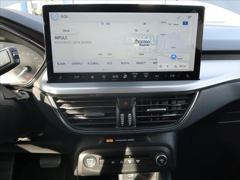 Ford Focus 1,5 EcoBlue,85kW,Titanium,1maj - fotka 14 z 27